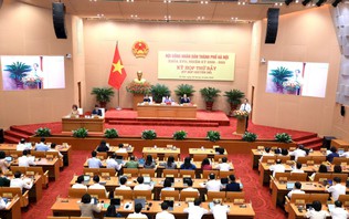 HĐND Thành phố thông qua nhiều nghị quyết quan trọng