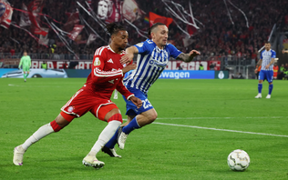 Bayern Munich phô diễn sức mạnh trên sân nhà