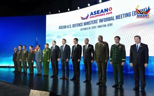 Mỹ đề xuất khuôn khổ hợp tác quốc phòng mới với ASEAN