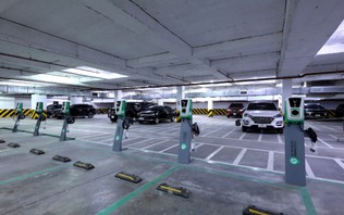 Thiếu chỗ sạc tại chung cư: Thêm lựa chọn phương án đổi pin