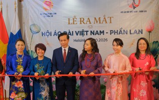 Ra mắt Hội Áo dài Việt Nam tại Phần Lan