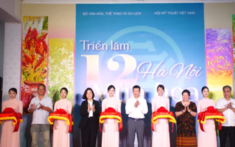 Hà Nội - 12 mùa hoa qua góc nhìn mỹ thuật