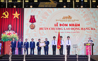 Phát triển đường sắt thành trục hạ tầng chiến lược quốc gia