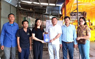 Hà Nội - Chăm lo người khó khăn, vững bước an sinh xã hội