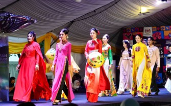 Sắc màu Việt Nam tại lễ hội văn hóa Malaysia