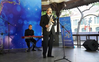 Chill cùng không gian nhạc jazz giữa lòng phố cổ