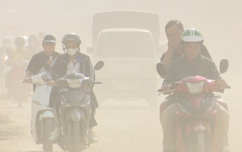 Mở rộng đường Lĩnh Nam: Bao giờ hết bụi?
